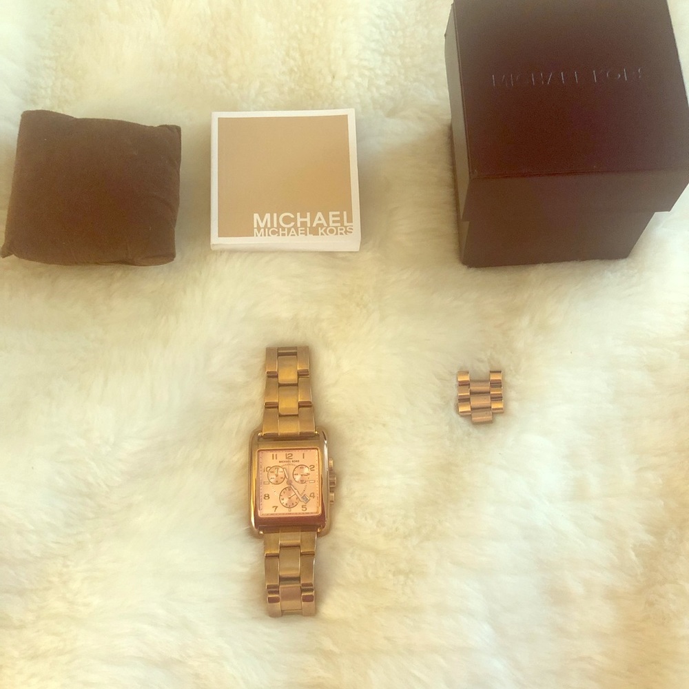 Barely Worn. - image 1